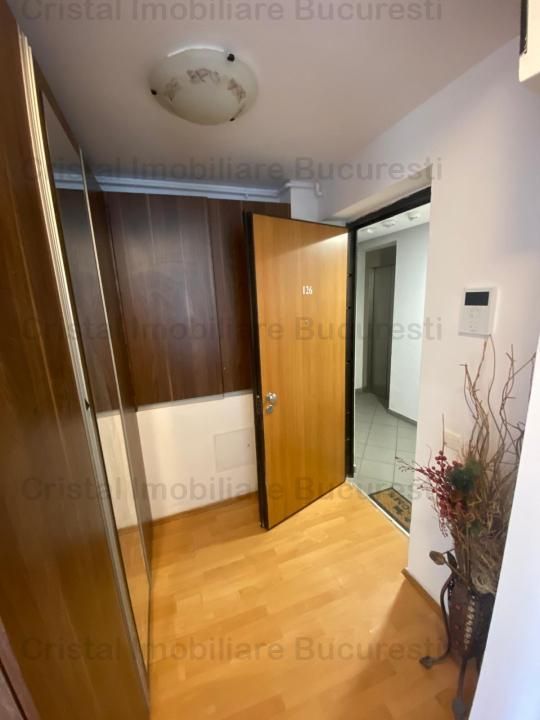 Vanzare Apartament 3 camere foarte generos, catre Casa Poporului - Poză 3