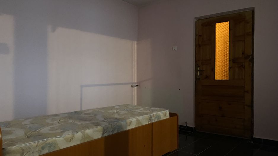 Vanzare apartament -3 camere la casă, etaj 1+pod+cota teren–Târgoviște - Poză 5
