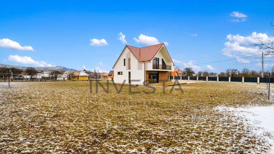 Casa individuala 256 mp utili, teren 2000 mp, Aiton, garaj dublu - Poză 22