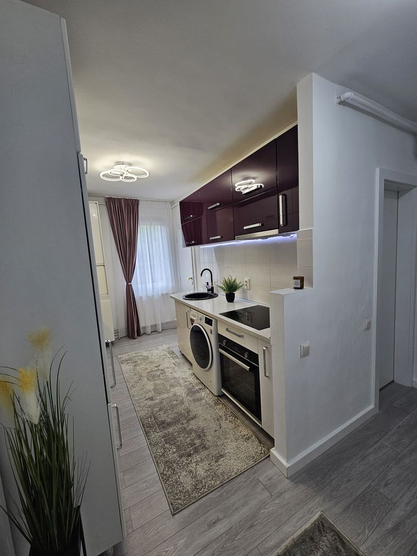 Apartament 3 camere,2 bai,70 mp,bloc izolat ,cartier,Tudor - Poză 11