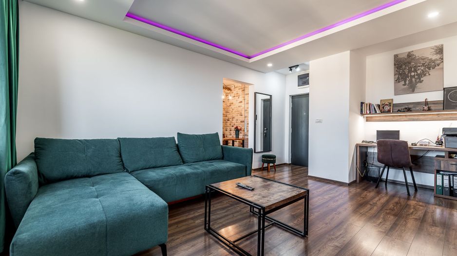 La câtiva pași de mal | 2 camere, 52 mp utili, bloc nou cu lift - Poză 3