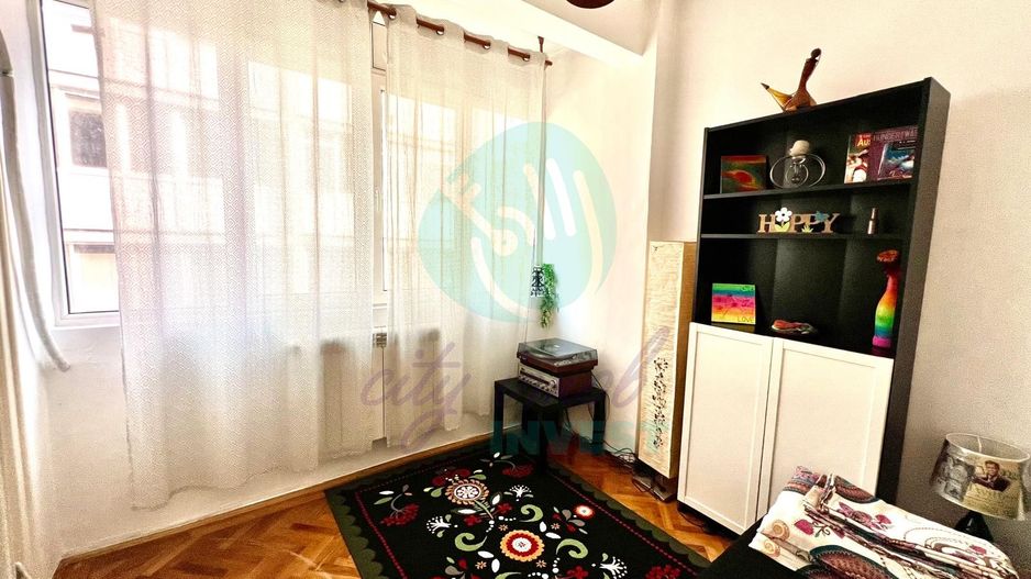 Locuinta interbelica consolidata in anii 80 - Unirii - Poză 3