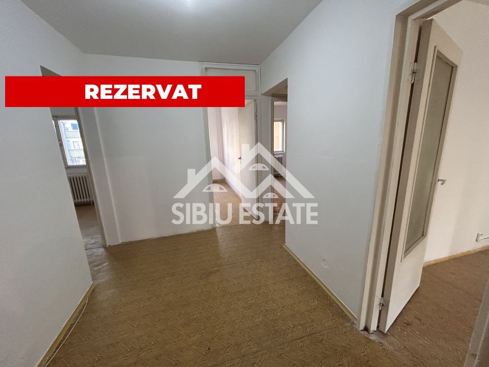 Apartament 4 camere etaj 1, Sibiu - Vasile Aaron Comision 0% - Poză 1