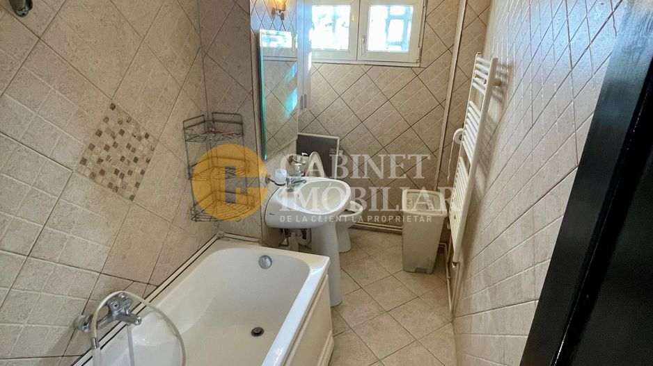 Apartament cu 3 camere - Etaj Intermediar - Fara Risc - Podu Ros - Poză 7