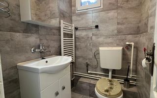 Apartament 2 camere-balcon-curte comuna-parcare-Zona Spalatoria Mara - Poză 7