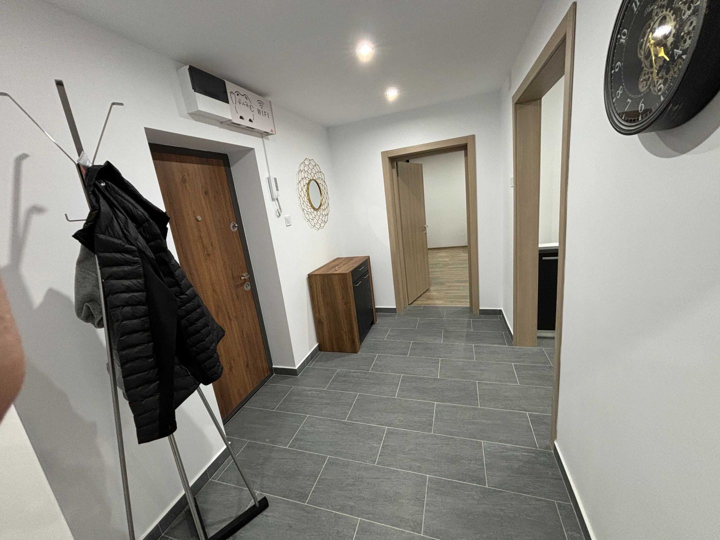 De Inchiriat Apartament 2 camere modern Calea Calarasilor - Poză 4