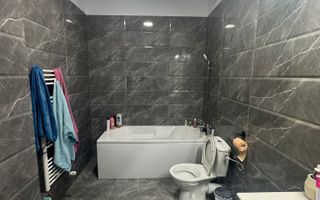 Apartament cu 2 camere, 56 mp, semidecomandat, Zona Shopping City - Poză 8