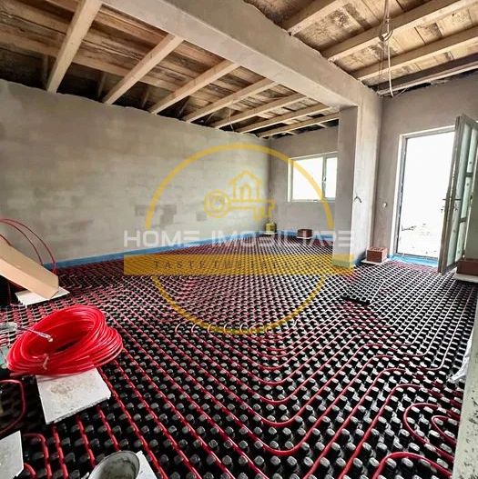 Casa 4 camere, 2 bai, incalzire in pardoseala, canalizare, Miroslava-Vorovesti - Poză 4