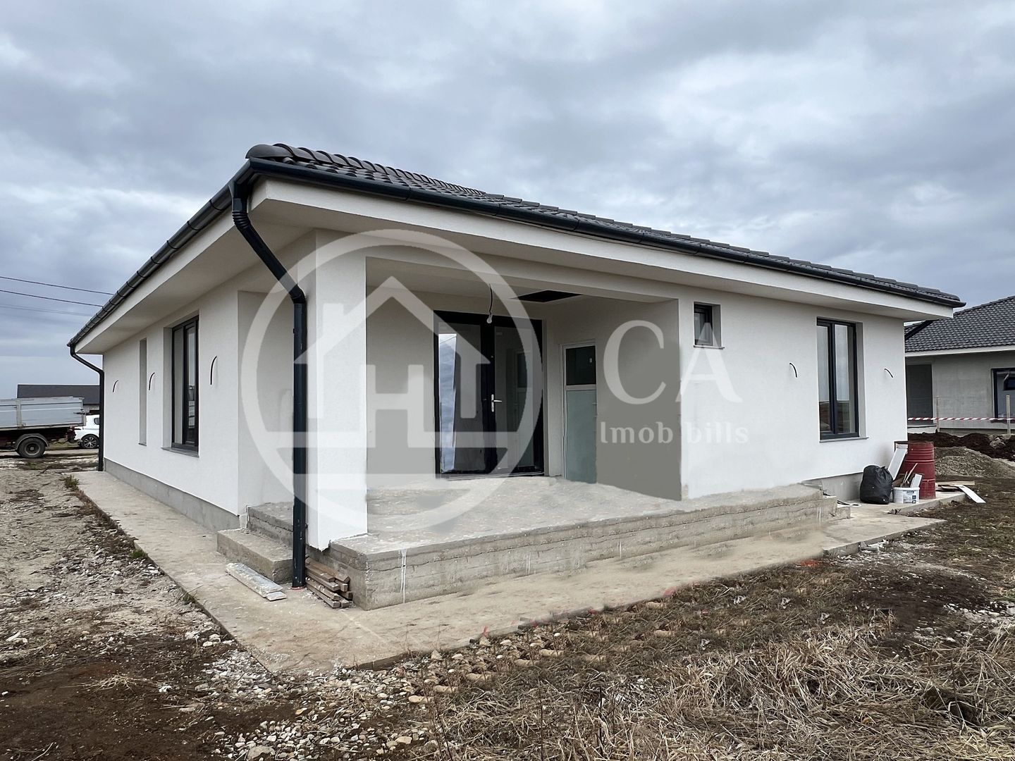 Casa cu 4 camere de vanzare in Livada, Bihor - Poză 2