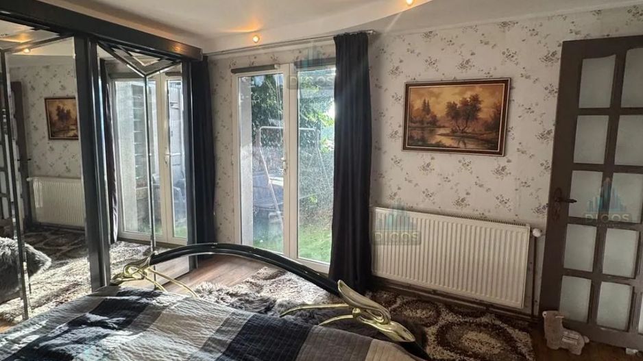 Casă de vânzare pe strada Tudor Vladimirescu - Poză 6