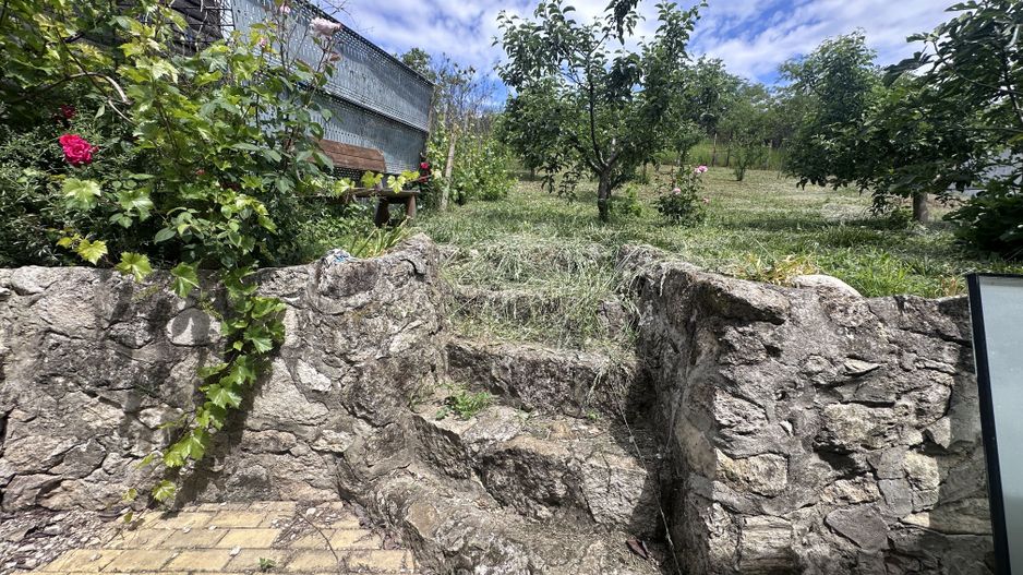 Între dealuri, viță de vie și liniște deplină! Vanzare casa in Prahova - Poză 33