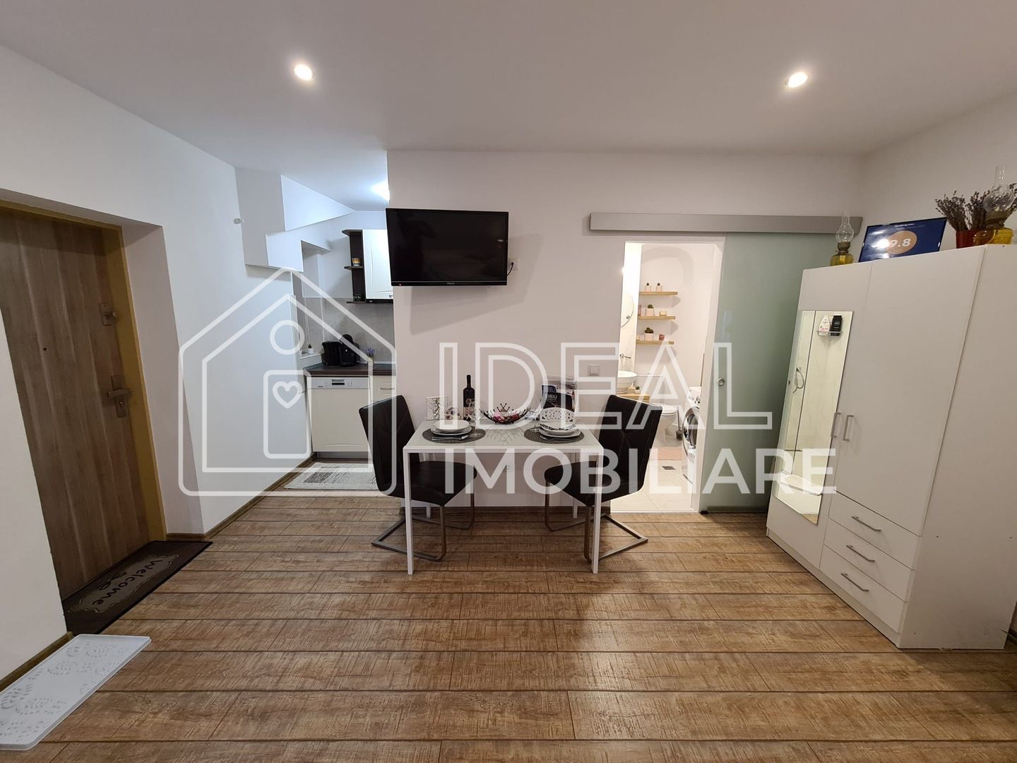 Garsonieră de vânzare - zona ultracentrală - Poză 6