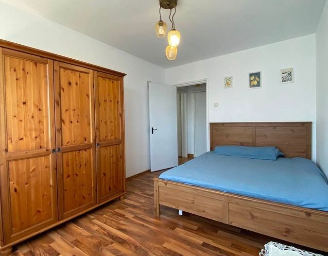 Apartament 2 camere in zona Drumul Taberei la 3 minute de metrou - Poză 3