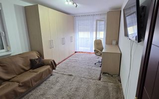 Apartament 2 camere, decomandat, Cetate, Kaufland - Poză 4