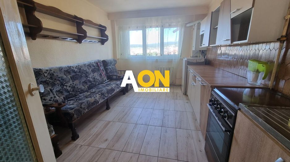 Apartament 3 Camere Decomandat, Zona Cetate - Poză 3