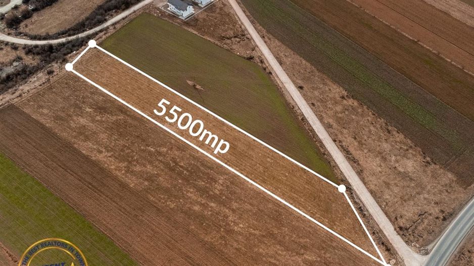 Film Prezentare! 5.500 mp, intravilan, ideal constructii case, Tarlungeni,Brasov - Poză 1
