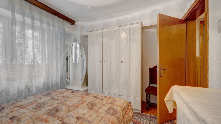 Oportunitate! Apartament 4 Camere 1 Minut Metrou Universitate - Poză 15