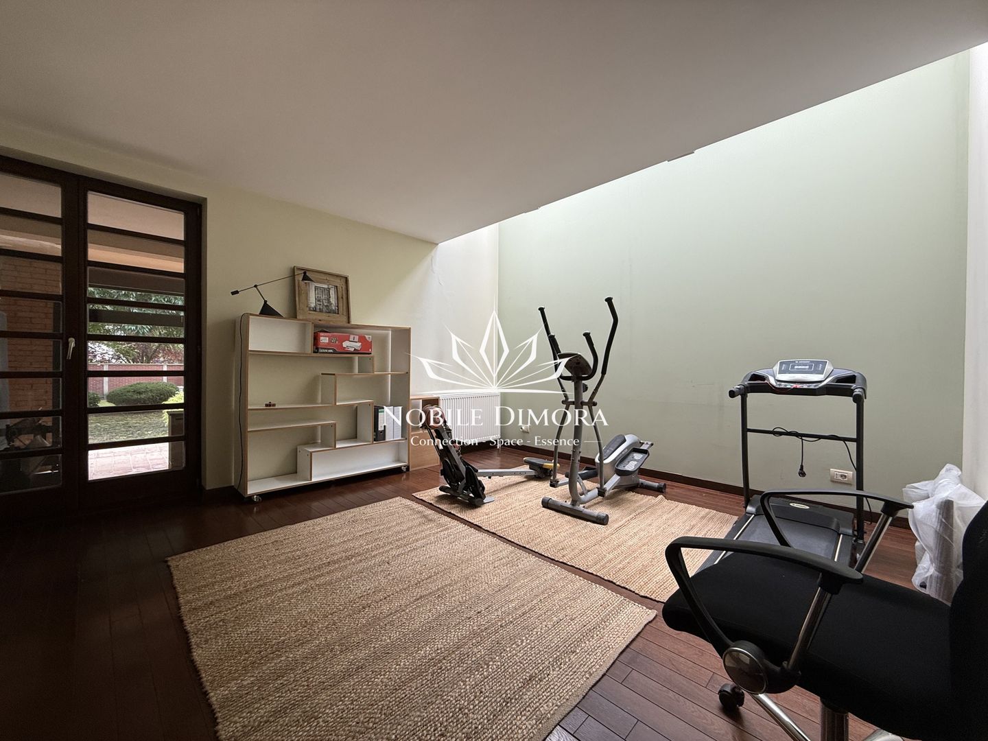 Casa unica in Timisoara: 5 camere - 3 bai - 2 garaje - 950 mp de teren - Poză 14