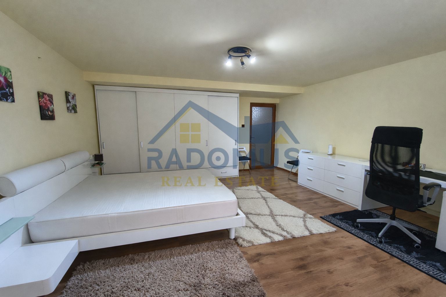 Casă de închiriat  Păulești – Mobilată - Utilata 3 cam - 2 bai -433 mp - Poză 9