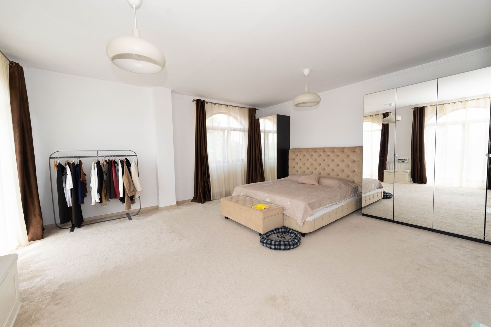 Apartament 3 camere, 2 bai de vânzare în zona Metrou Grivita, Sector 1 - Poză 1