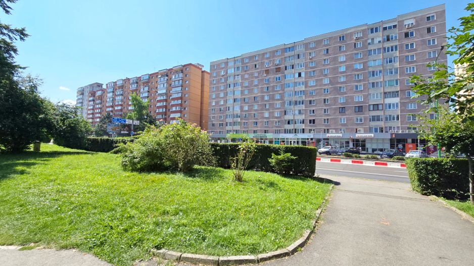 Apartament 3 camere zona Astra - Poză 1