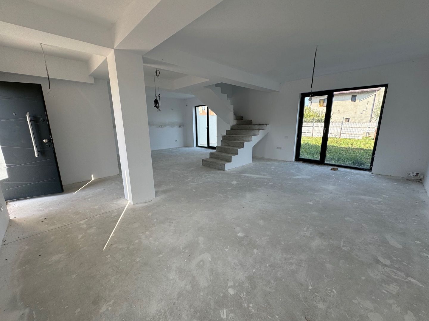 Vila Otopeni Odaile, curte GENEROASA 390m2 - Poză 6