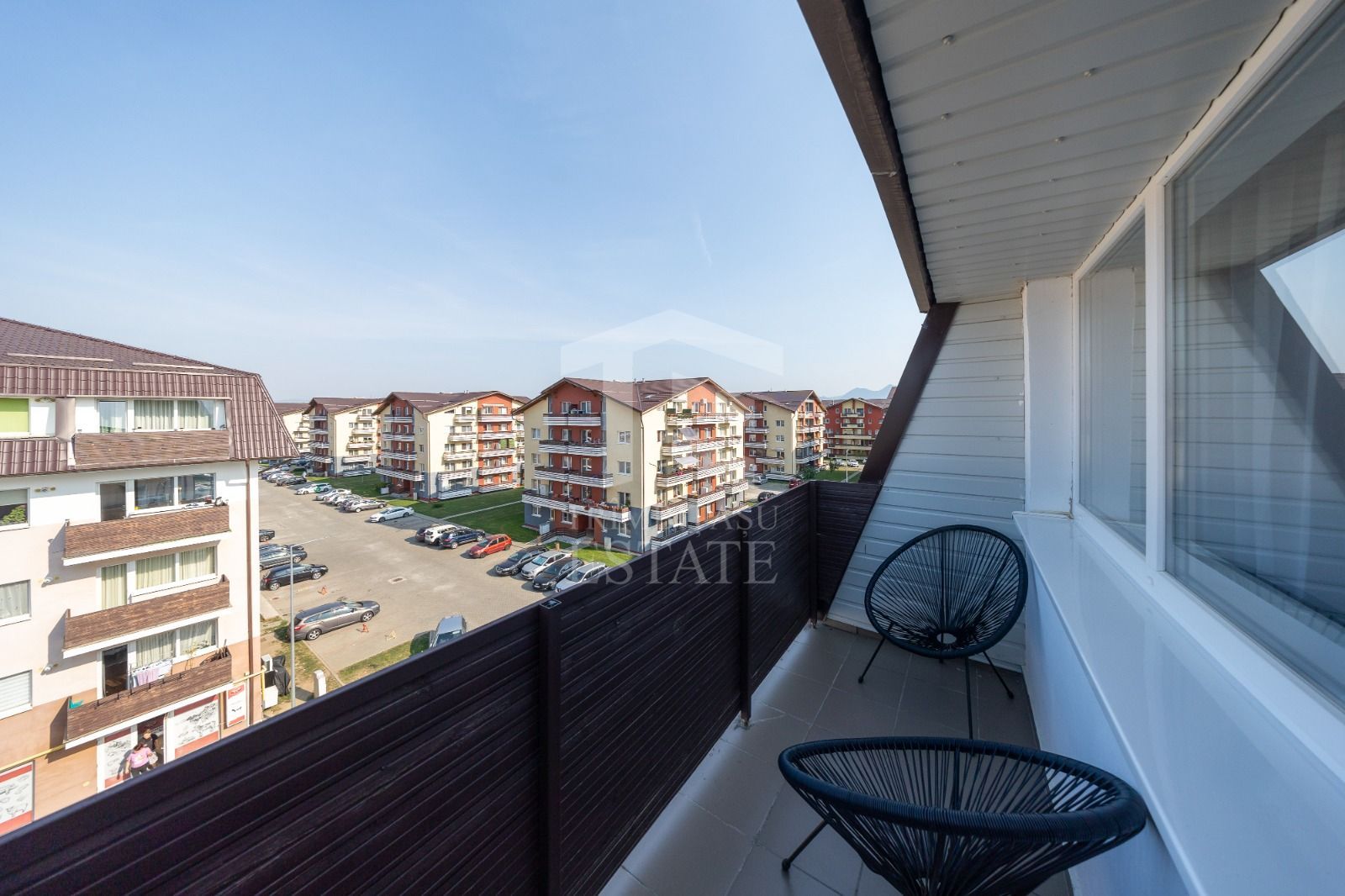 Subcetate|Coresi-Apartament 2 camere 60 mp+loc de parcare - Poză 10