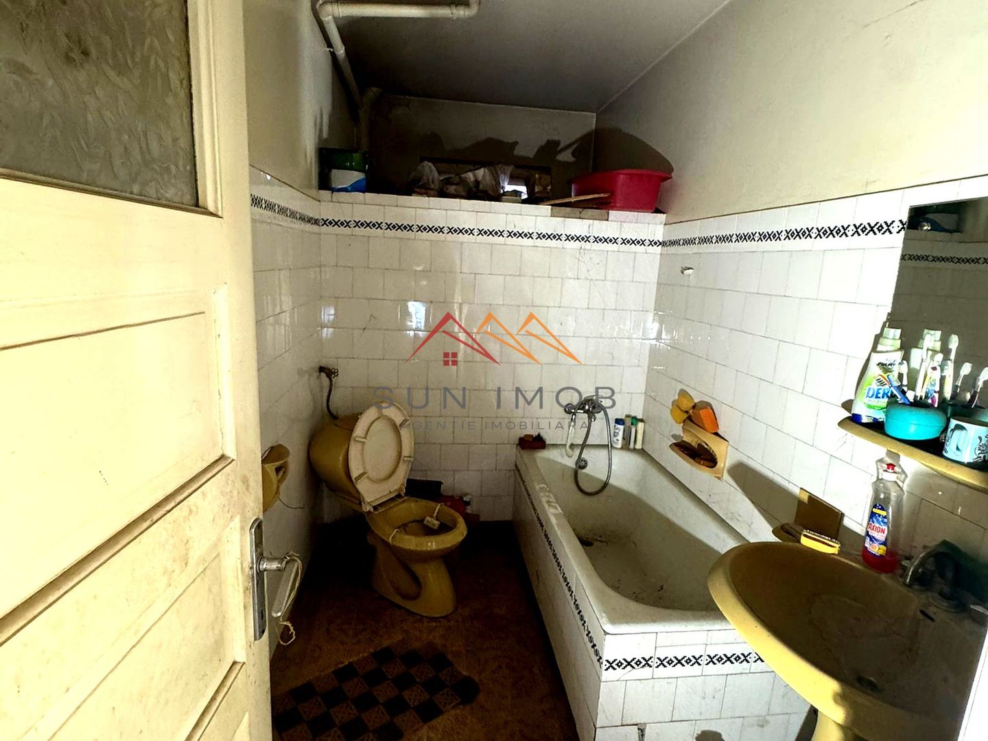 Casa D+P+E, an 1980, teren 285 m2, zona foarte buna, Campina, Prahova - Poză 10