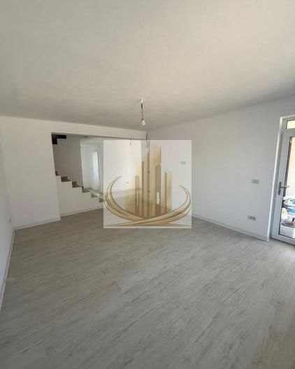 Duplex modern, 4 cam, 2 bai | 120 mp utili | Teren 336 mp | 2 fronturi - Poză 1