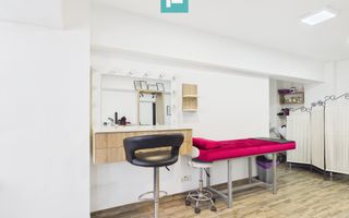 Spațiu Make-Up în salon - Poză 6