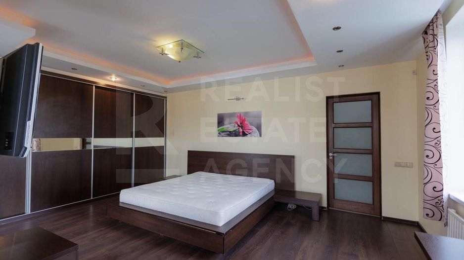 Vânzare, 3 dormitoare + living, str. Vasile Alexandri, Centru - Poză 10