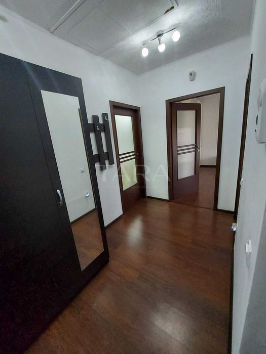 Apartament cu 2 camere central in Floresti - Poză 4