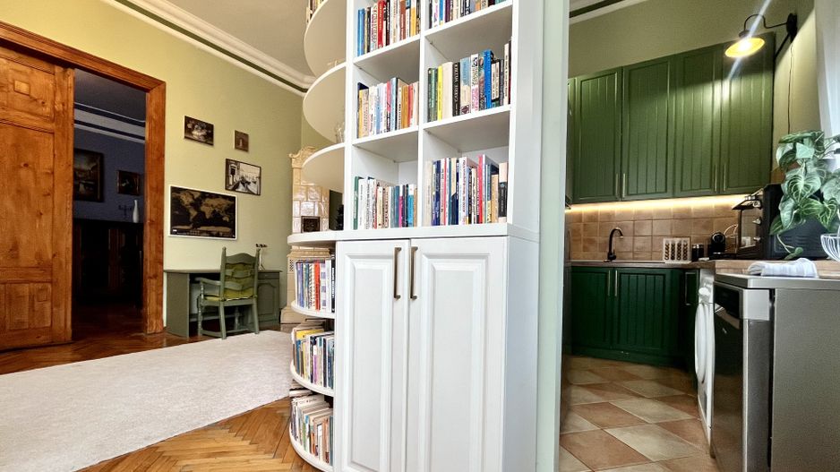 Apartament grandios cu vedere spectaculoasă spre Piața Libertății - Poză 11