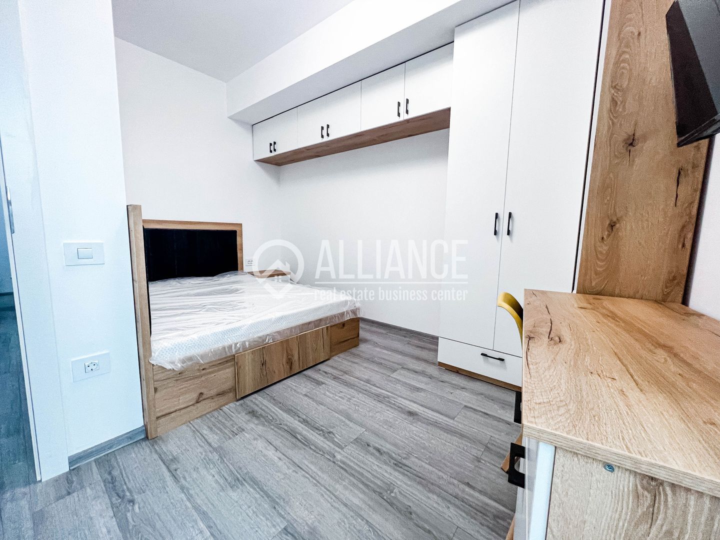 TOMIS NORD (COD 05) 2 dormitoare, vedere lac, parcare subterana - Poză 7