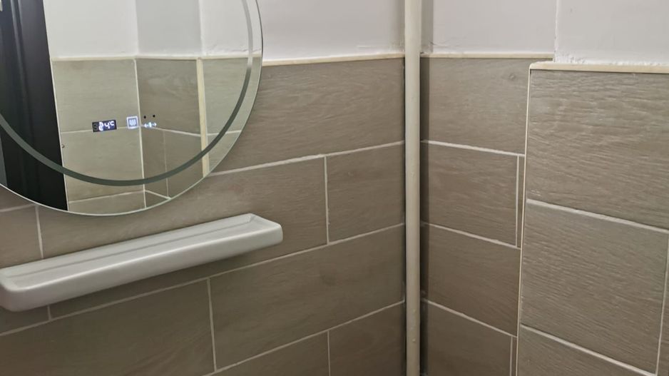 De inchiriat apartament cu 3 camere , Tineretului sector4 - Poză 10