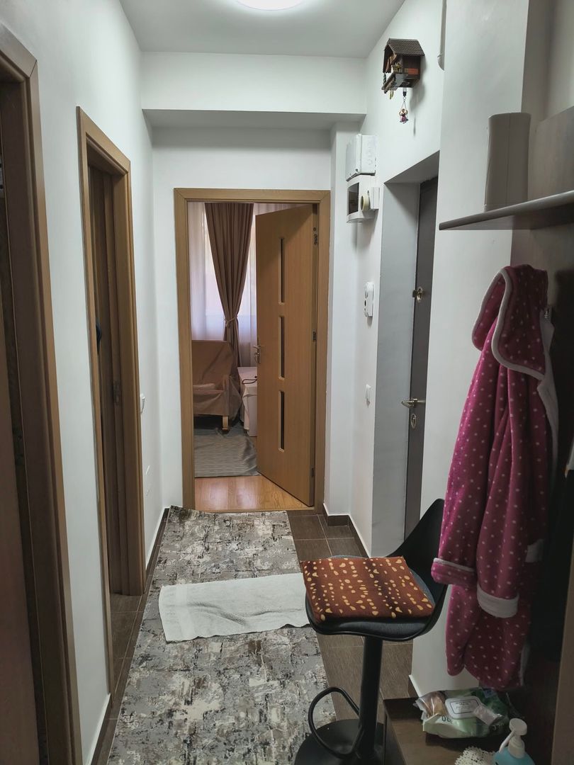 2cam.dec.mob-util complet+curte62mp+parcare/10min metrou D.leonida - Poză 1
