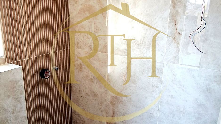 Oferim spre vanzare casa-duplex cu 4 camere si 3 bai situata in Giroc - Poză 8