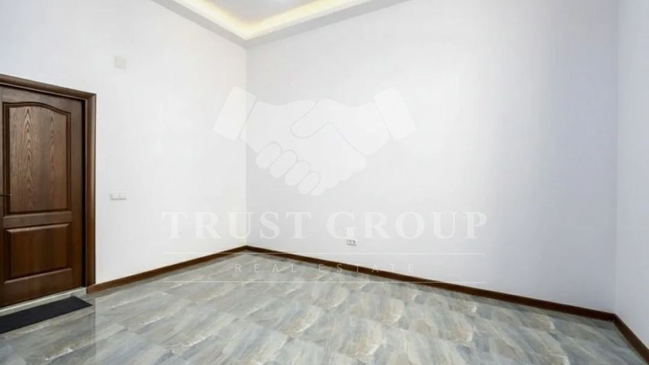 Apartament in vila- Unirii, str George Georgescu | Curte 70mp | Pivnita & Pod - Poză 2