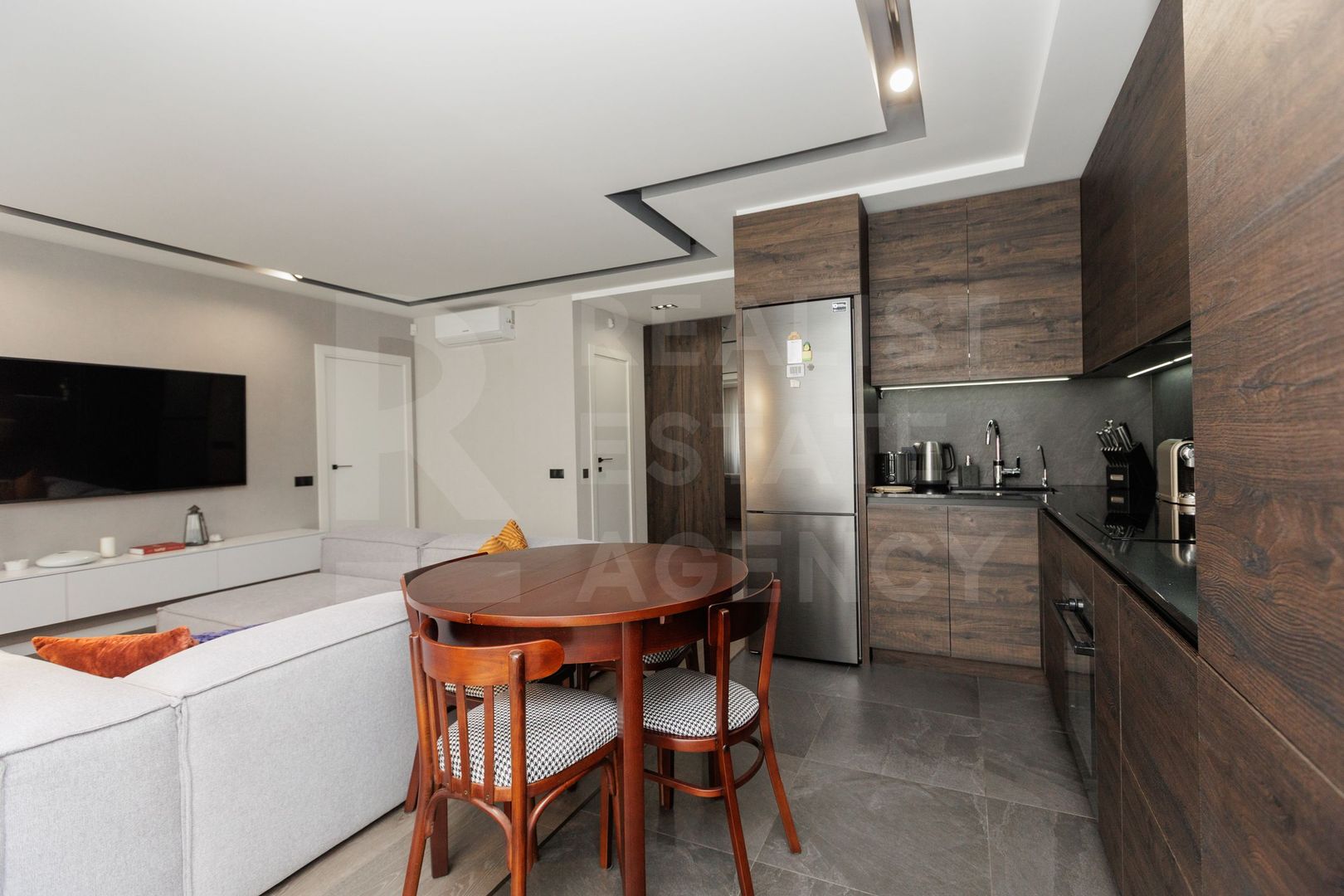 Vânzare, apartament, 2 camere, bd. Mircea cel Bătrîn, Ciocana - Poză 2