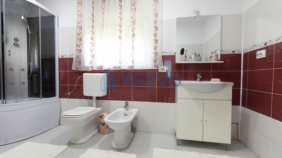 Casă de vânzare în Blăgești, Bacău - Poză 3