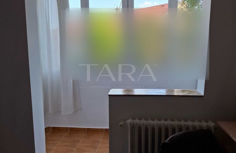 Garsonieră cu balcon închis, etaj 1, zona Gării, Cluj-Napoca. - Poză 2