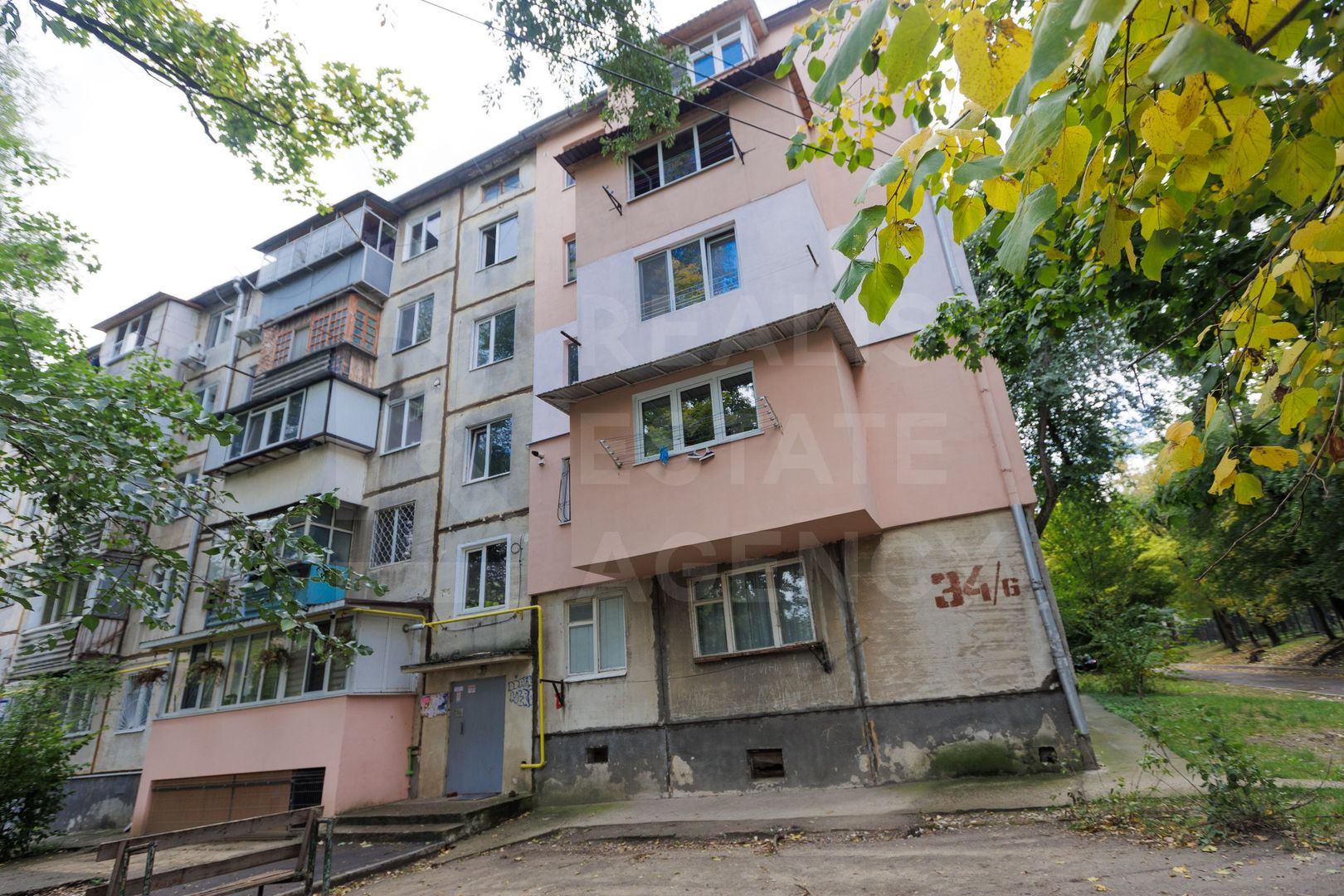 Vânzare, apartament, 2 camere, str. Nicolai Zelinski, Botanica. - Poză 1