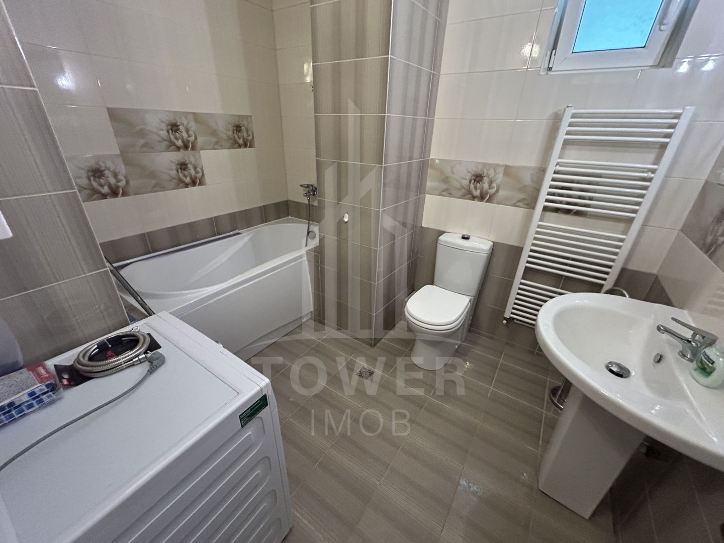 APARTAMENT 3 CAMERE DE ÎNCHIRIAT CU 2 LOCURI DE PARCARE ȘI 2 TERASE - Poză 10