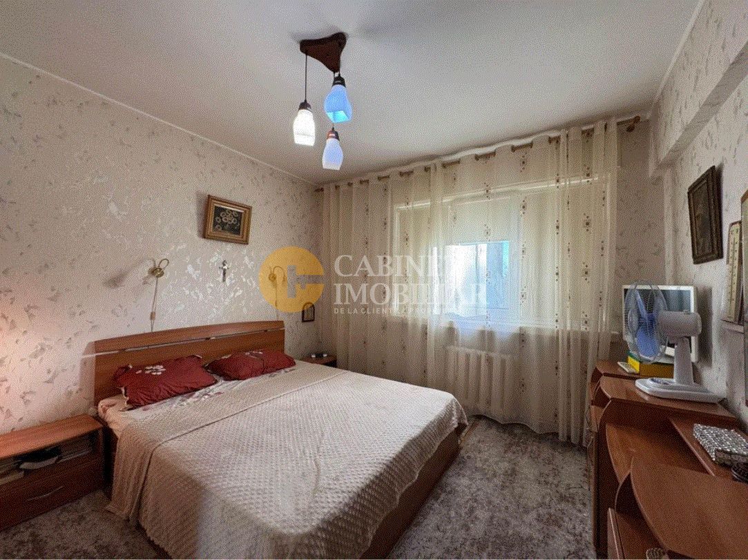 4 camere - COPOU - 80mp - ETAJ INTERMEDIAR - boxa 6mp - fara risc seismic - Poză 2