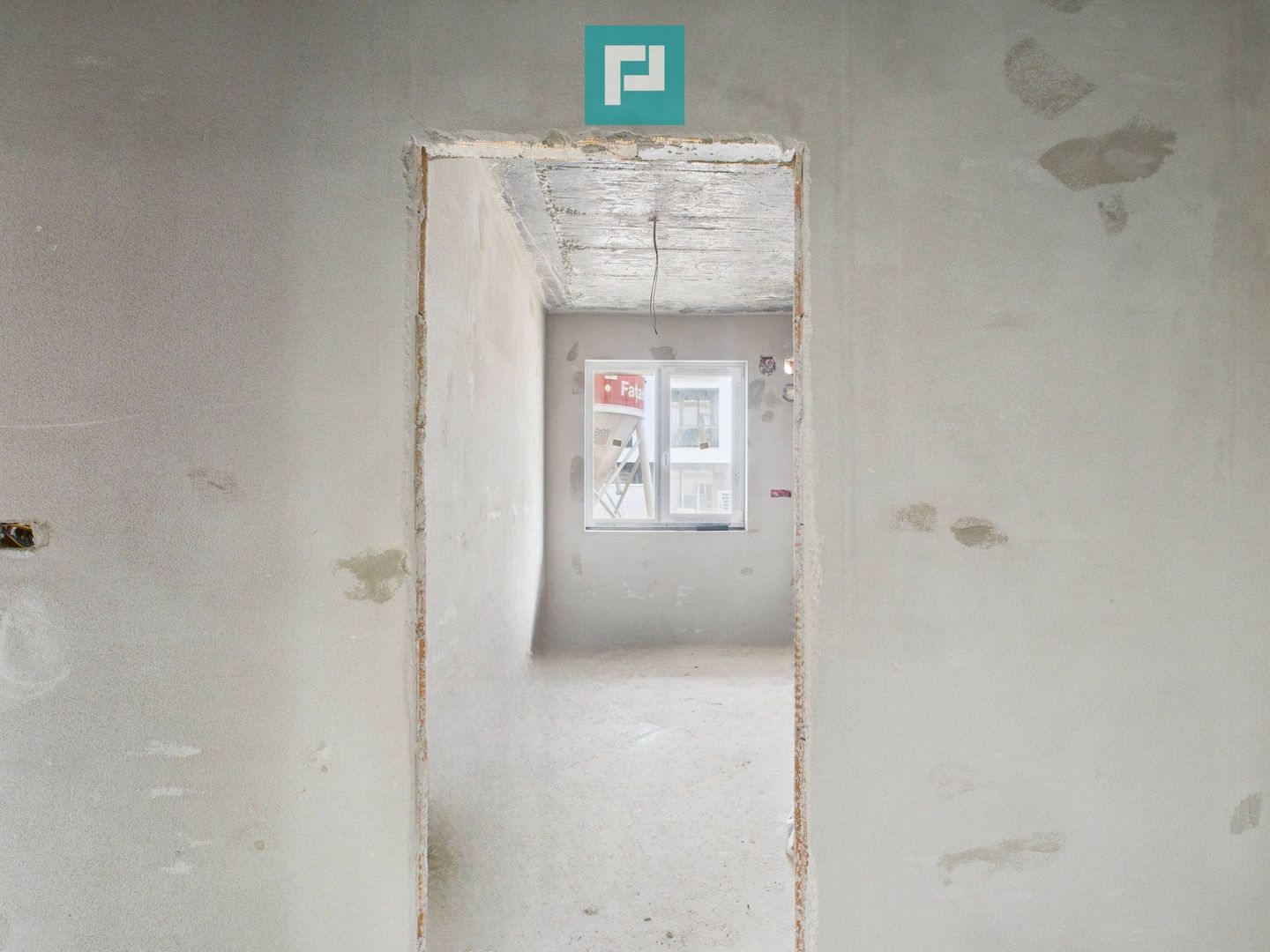 Apartament 3 camere cu curte proprie în Giroc - Poză 11