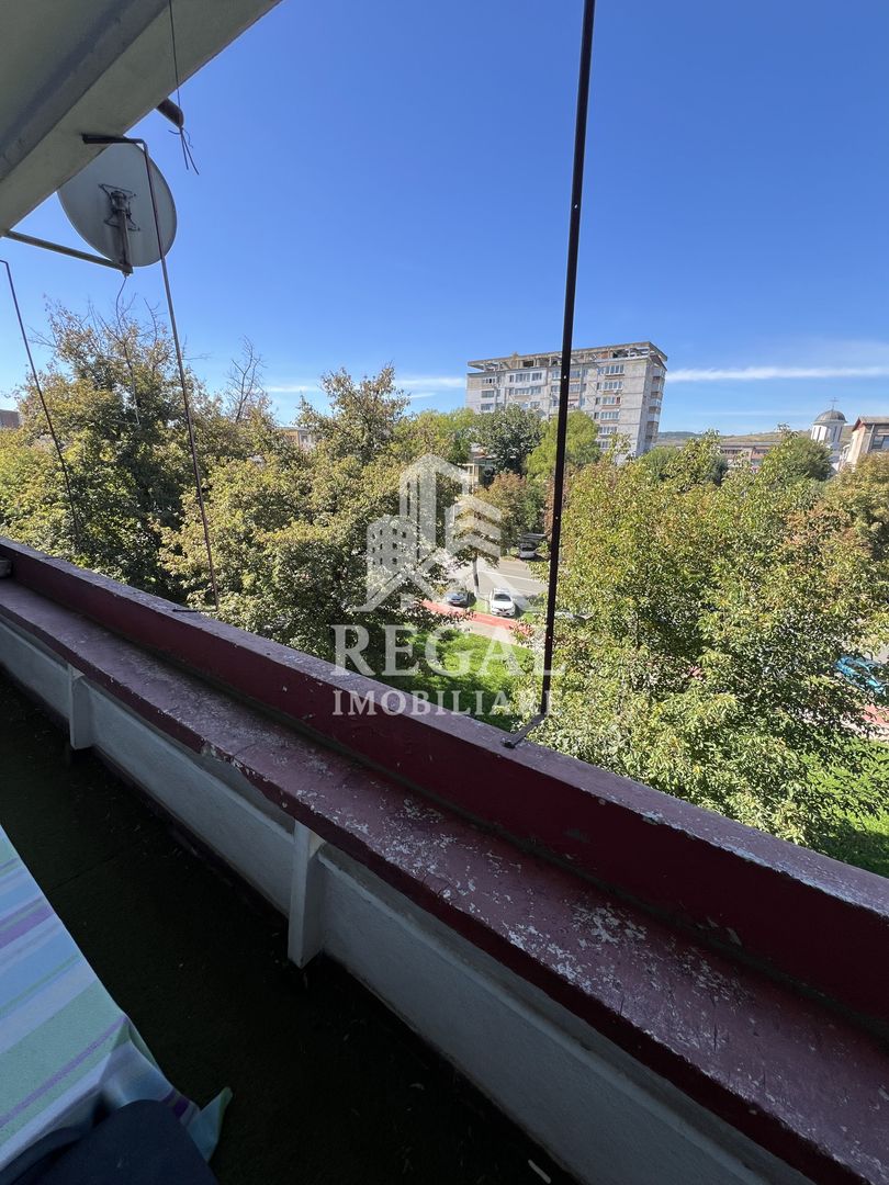 Apartament 3 camere – Micro 4, vedere la bulevard - Poză 6