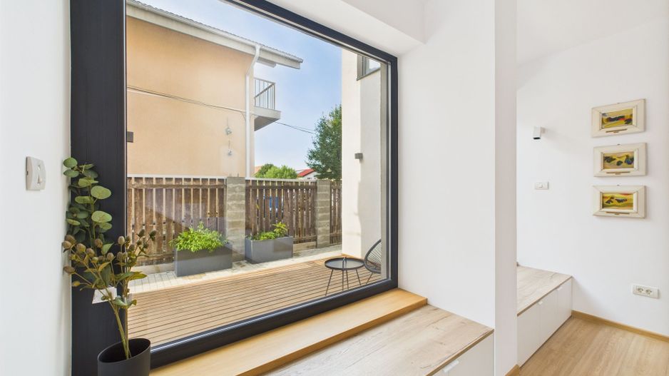 Casă modernă și elegantă, mobilată și utilată - Poză 22