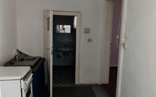 Blumana Proprietate singur in curte,2 corpuri de casa, fara amenajari - Poză 10