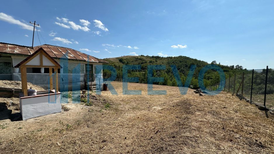 Casă și teren de vânzare în Parincea jud. Bacău. - Poză 4