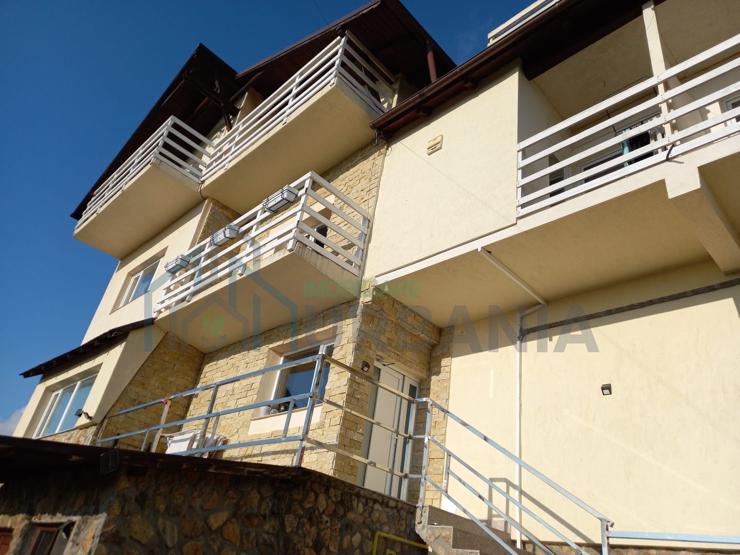 Apartament de vânzare, 2 camere, 45 mp utili, Ciurea, aproape de Primărie - Poză 1